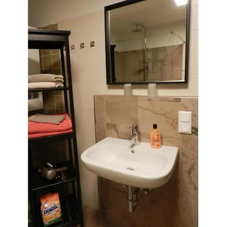 Garden View Comfortable Hébergement de vacances Westerstede